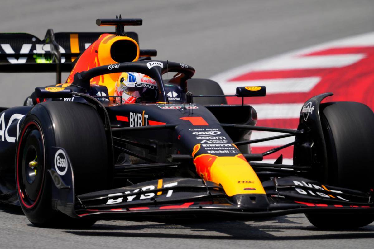 Verstappen gana en España ante el resurgir de los Mercedes