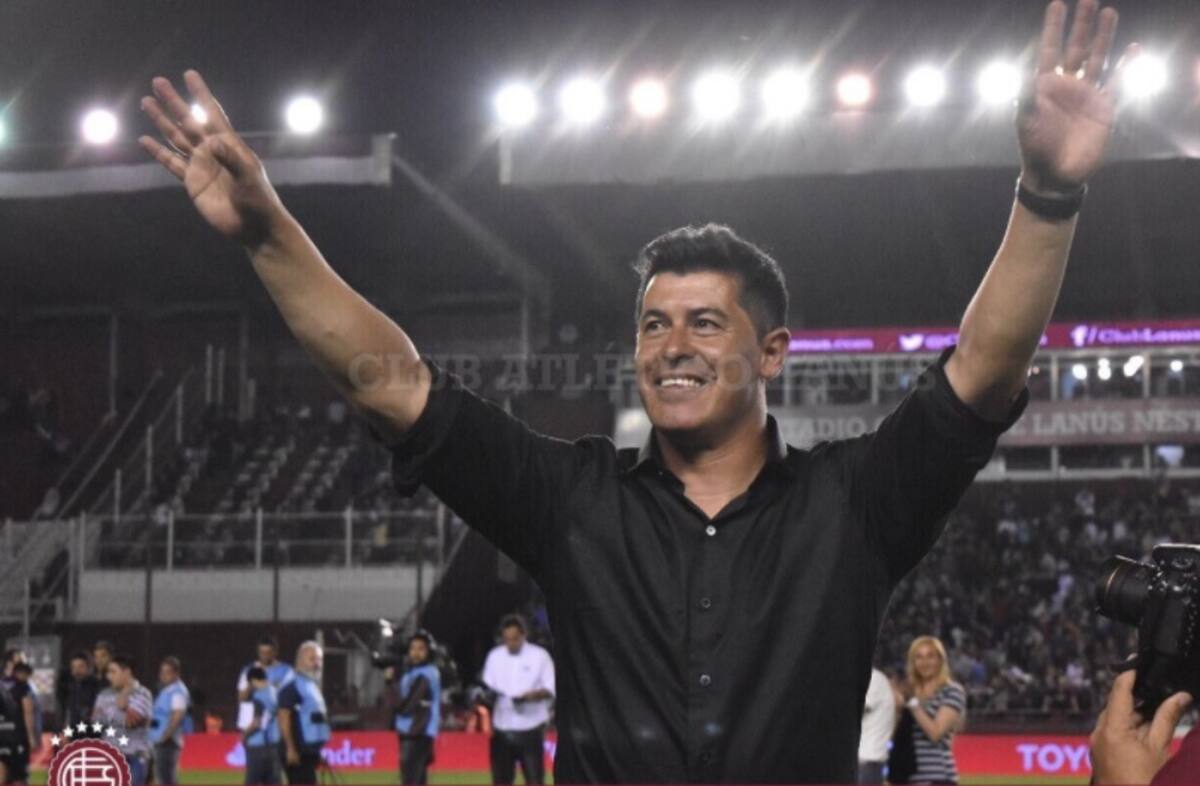 Jorge Almirón viene de disputar la final de la Copa Libertadores. Tomado del Twitter de Lanús