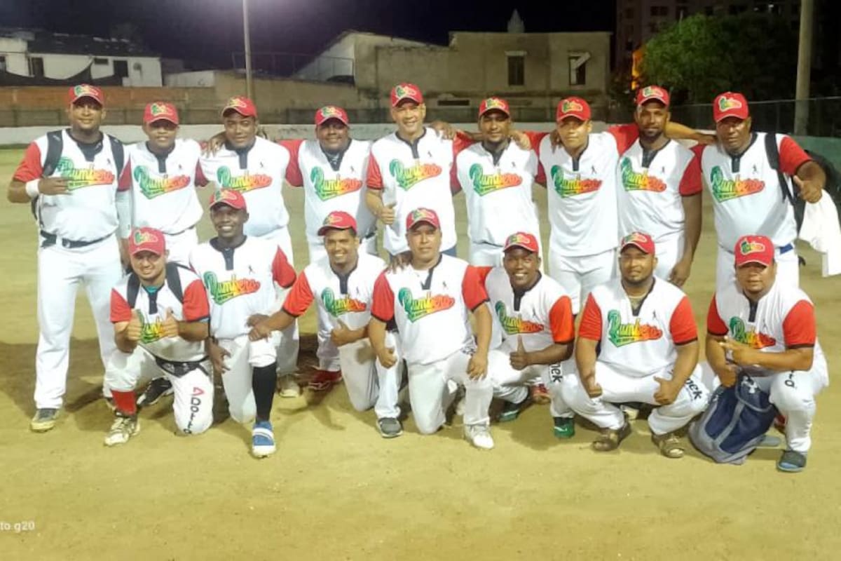 Rumberos de Boston, campeón de la Copa La Amistad de Sóftbol de Las Palmeras