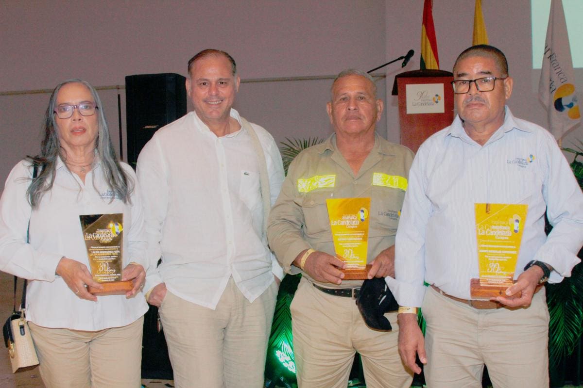 Laura Manjarrez, Cesar Angulo, Justino Caro y Mario Morales.