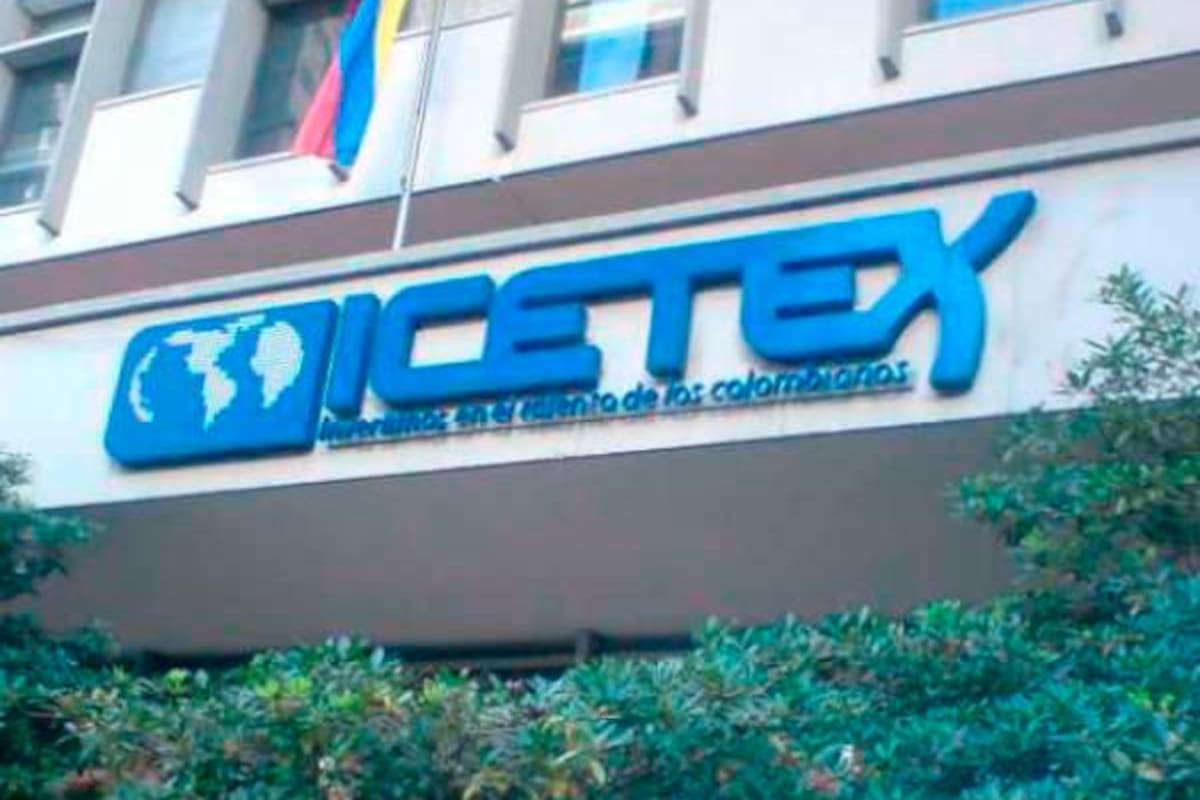 Brindarán créditos para que veteranos de la Fuerza Pública estudien