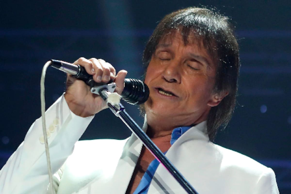 Roberto Carlos, el “rey” de la canción romántica cumple 80 años
