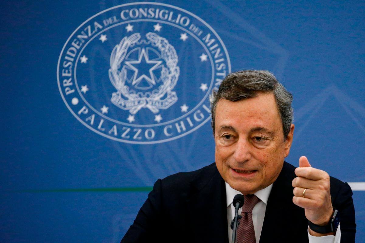 Draghi pide a países contaminantes que apuesten por la transición energética
