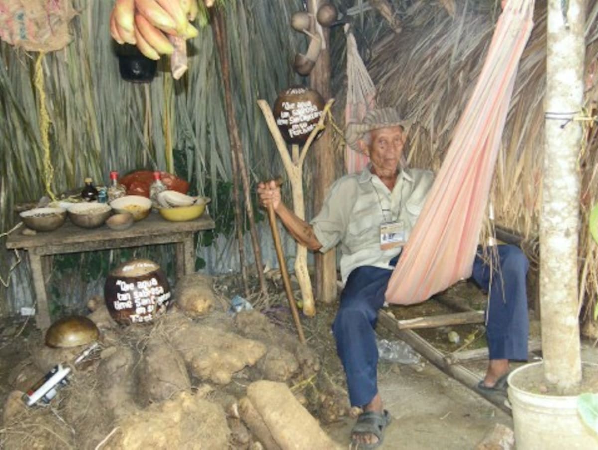 “Yo cultivo ñame, pero no me puedo olvidar de la yu-ca”, dice Juan Martínez Sanabria.