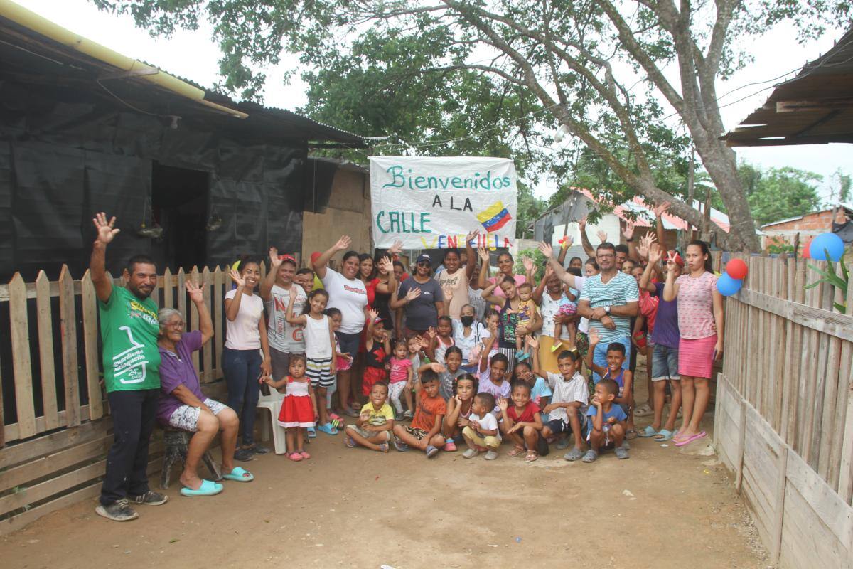 En los Cerros de Albornoz existe una calle llamada Calle Venezuela, conocimos las historias y dificultades por las que pasan sus moradores