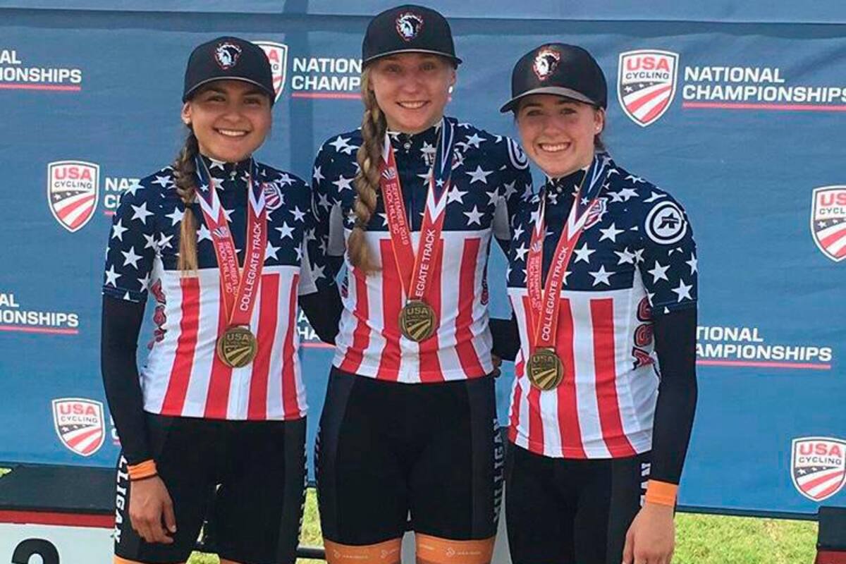 Manuela Escobar ganó título nacional universitario de ciclismo de pista en EE.UU.