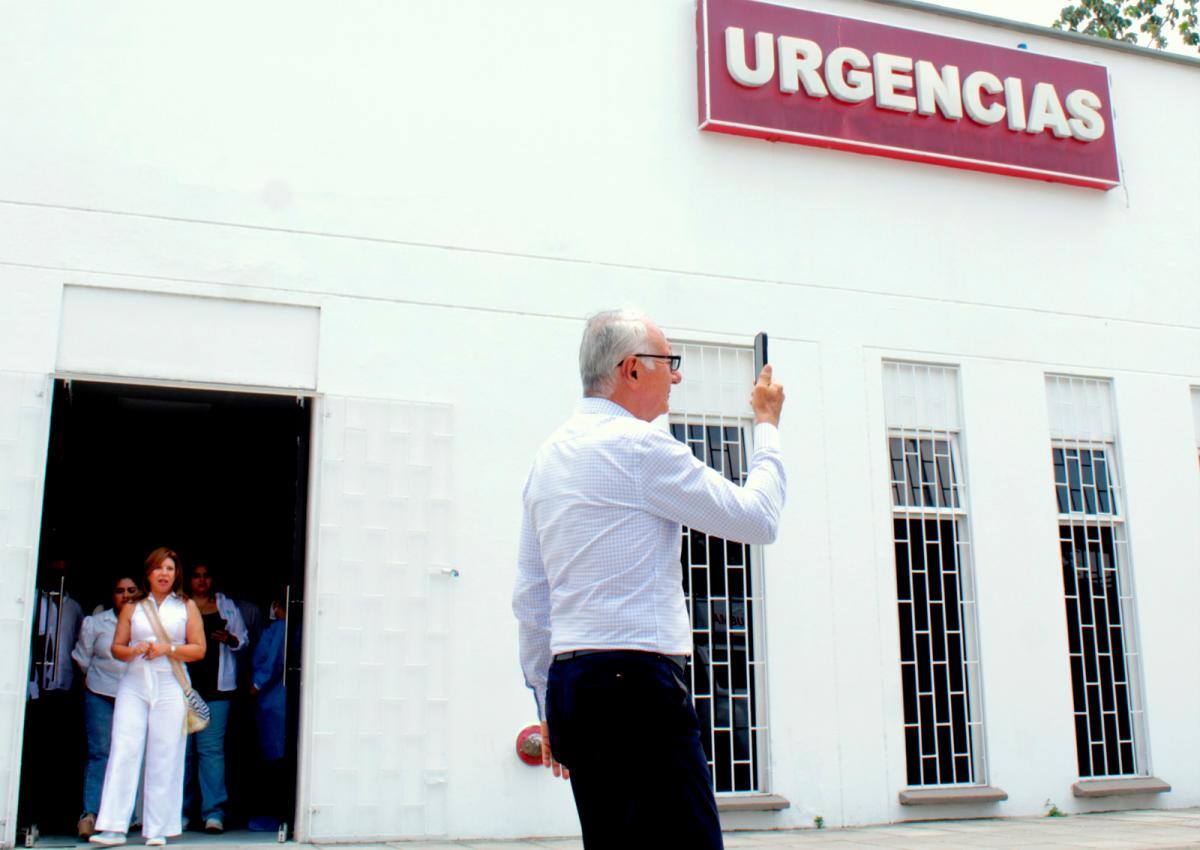 El ministro de Salud, Guillermo Alfonso Jaramillo Martínez, se comprometió con el pueblo de Turbaco.