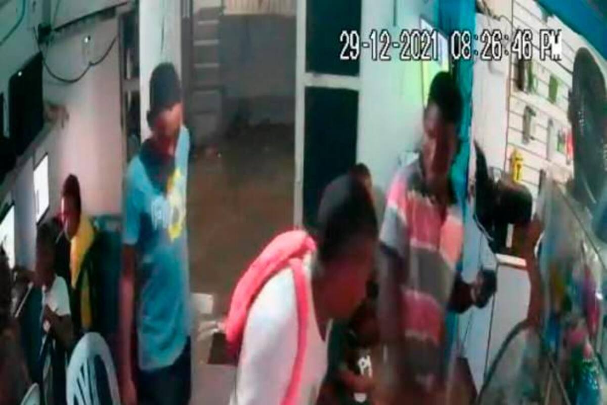 Video: Por fuerte agresión a su hijo capturan a un hombre en Cartagena