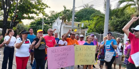 Habitantes de Los Corales protestan por ola de atracos: denuncian más de 10 en una semana