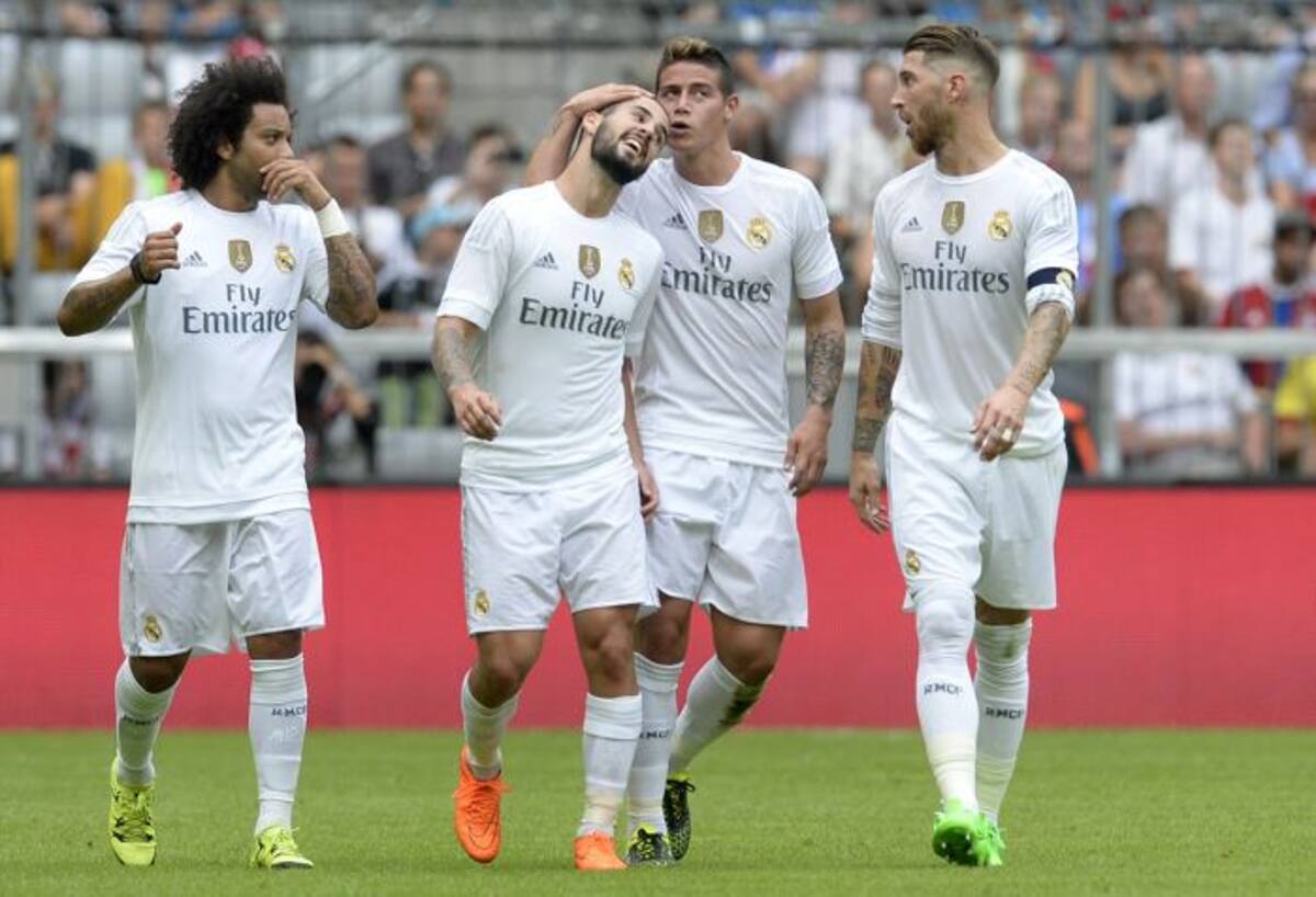 James Rodríguez e Isco podrían salir de Real Madrid. AFP CHRISTOF STACHE