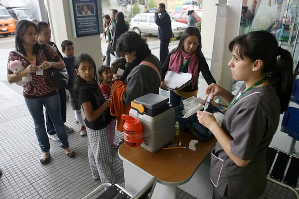 Minsalud hace llamado urgente a vacunar a niños contra el sarampión
