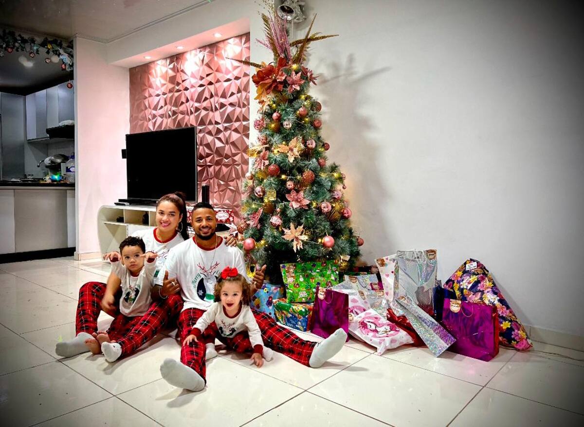 Yesus Cabrera pasó la Navidad en su natal Cartagena, junto a su esposa Liceth Chiquillo y sus hijos Avril y Yesus Jr.