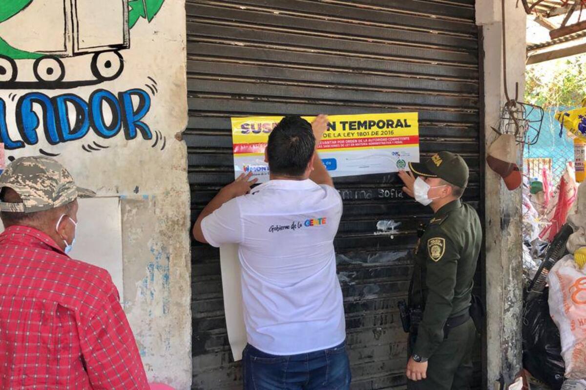 Cierran ocho bodegas del sur de Montería por guardar elementos robados