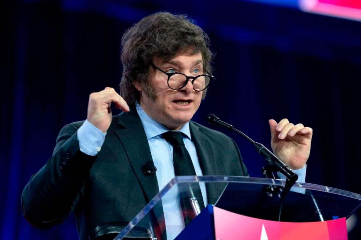 Javier Milei anuncia cierre de la agencia de noticias oficial de Argentina