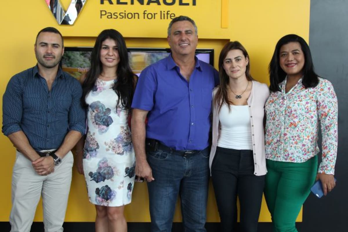 Antonio Yidios Faciolince, Sandra Campo, Antonio Yidios Gedeón, Sandra Marín y Ana Mulga. Kailline Giraldo-El Universal