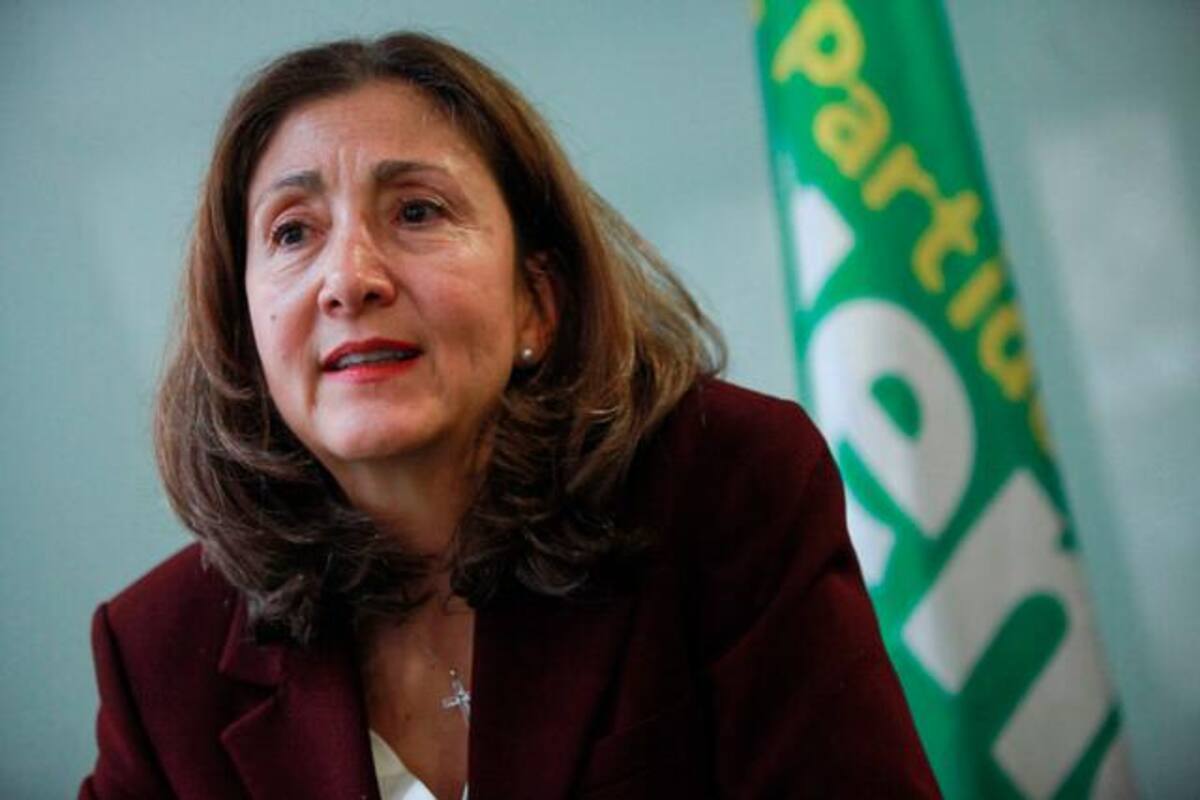 Íngrid Betancourt da plazo a la Centro Esperanza hasta este sábado