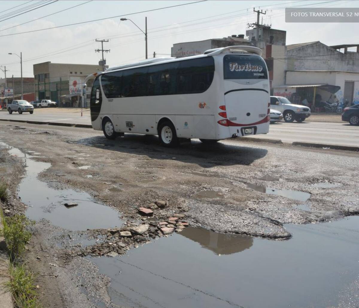 Así se encuentra la Transversal 52 a un año de su rehabilitación. CORTESÍA