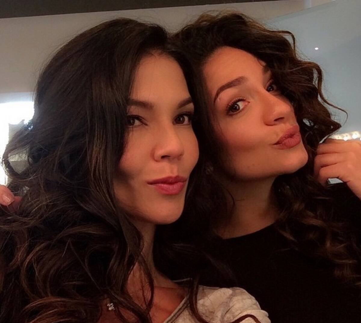 Shirly Gómez y Kimberly Reyes. INSTAGRAM