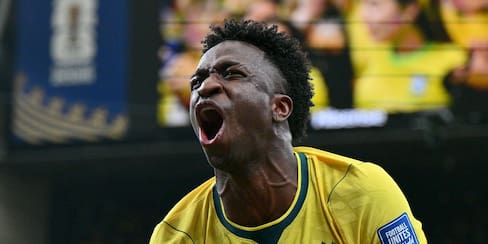 Vinícius Junior se compromete con una linda mujer que tiene tres hijos