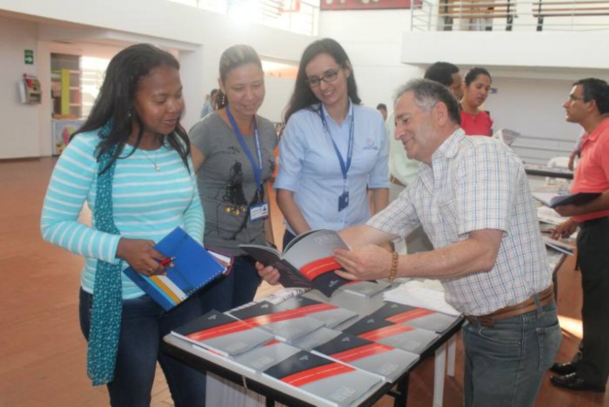 Días previos a la Cátedra Unesco de Lectura y Escritura se realizará un intercambio de libros en el Tecnológico. Cortesía.