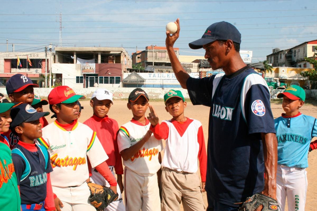 Tristeza en el béisbol local: Se fue Enrique ‘El Guajiro’ Falcón