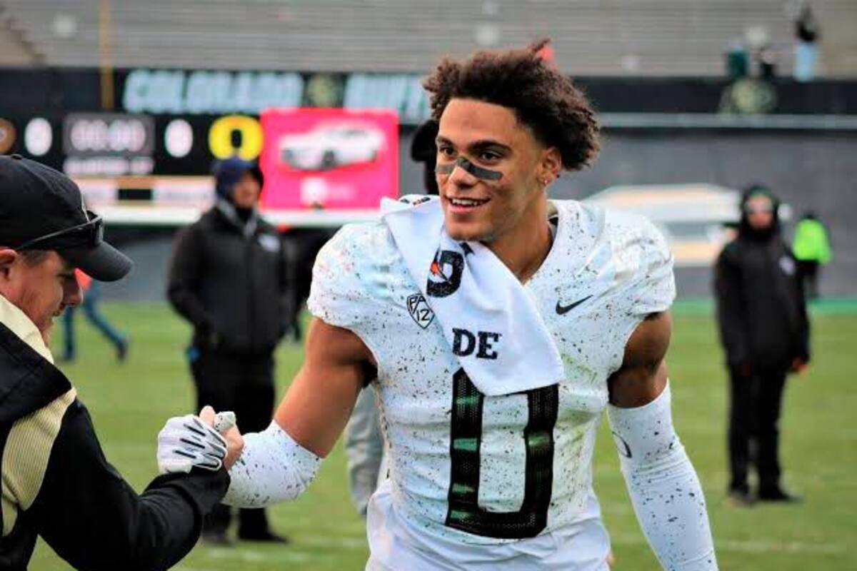 Quién es Christian González, el colombiano que está por llegar a la NFL