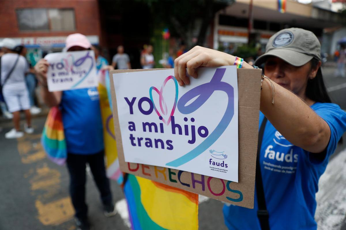 Colombia marcha para pedir que se visibilicen los derechos LGTBI+