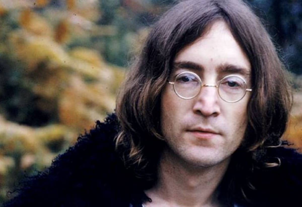 John Lennon. TOMADA DE INTERNET
