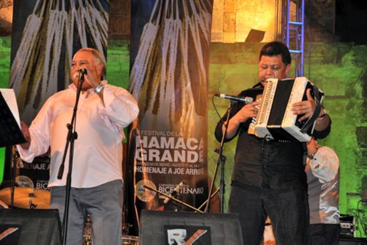 Juan Piña se destacó con sus clásicos temas.