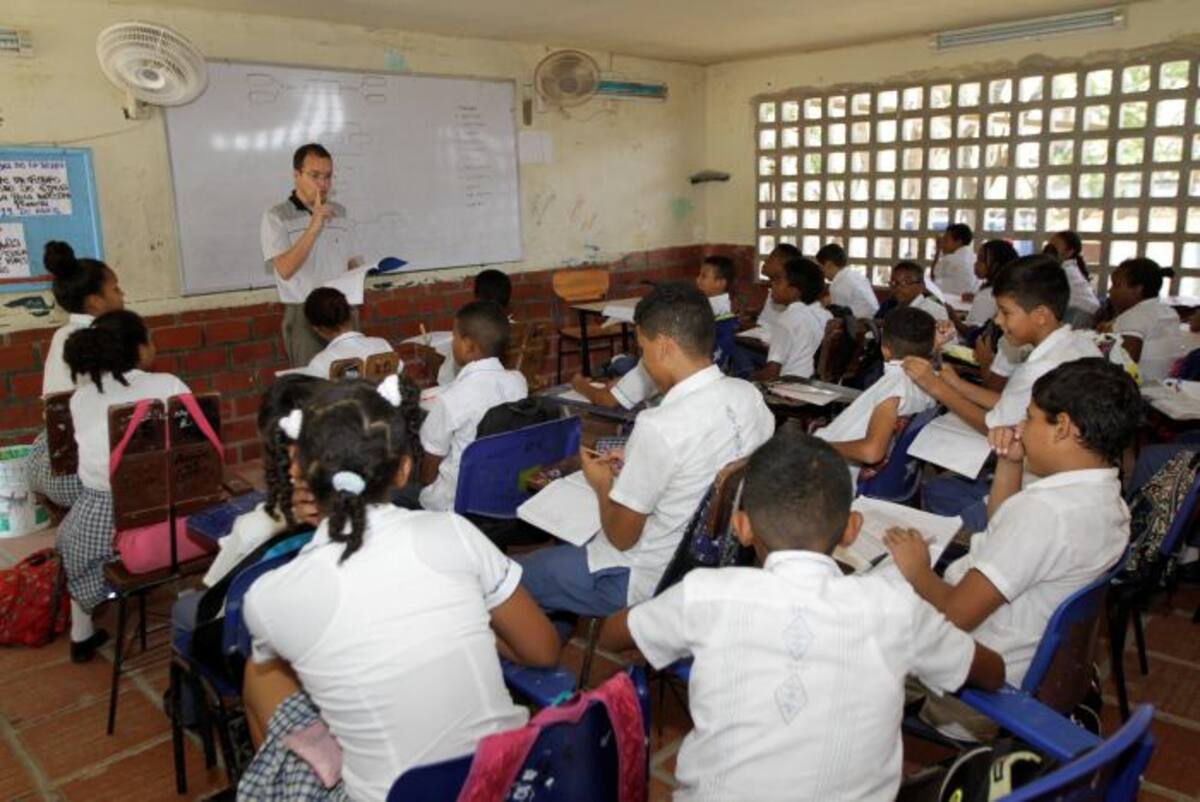 Si el Mineducación lo aprueba, las clases se retomarían el próximo martes en los colegios oficiales del Distrito. Archivo.