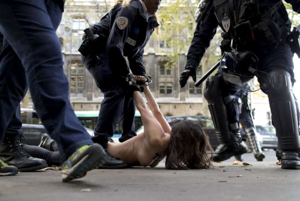 AFP KENZO TRIBOUILLARD