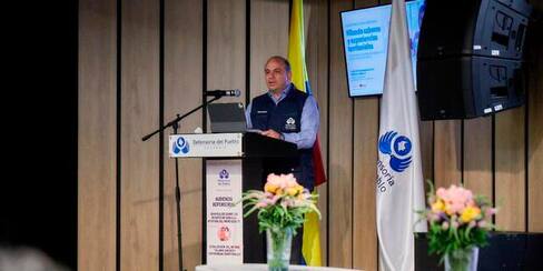 Defensoría pidió aumentar presupuesto para implementar acuerdos de paz