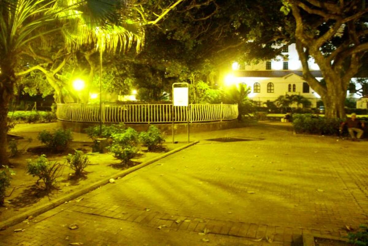El Parque Flánagan nocturno. NAYIB GAVIRIA - EL UNIVERSAL
