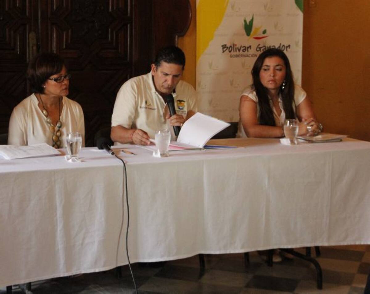 Juan Carlos Gossaín, gobernador de Bolívar habló en rueda de prensa. ANTONIO CANCHILA GARCÍA - EL UNIVERSAL