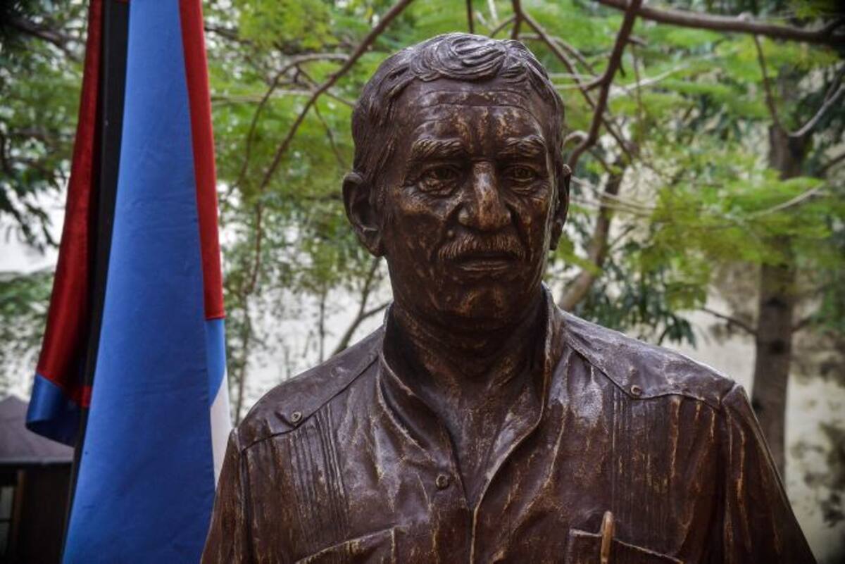 Gabo en una escultura en La Habana. Yamil Lage-AFP