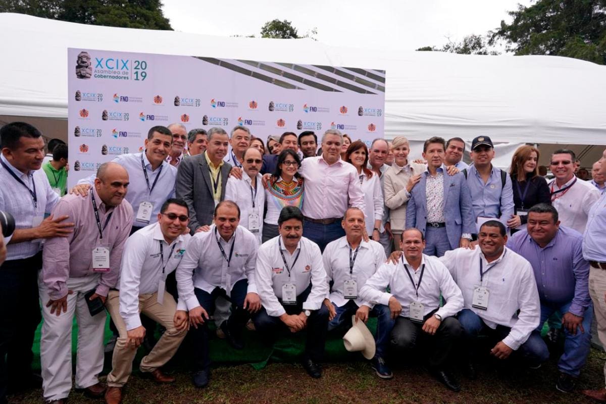 Presidente Duque promete a gobernadores revisar desembolso de regalías