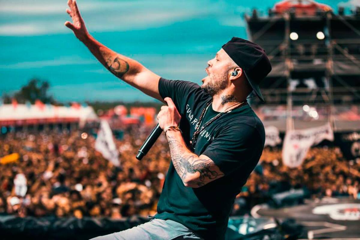¡No se resistió! Residente reaccionó a la polémica de Arcángel