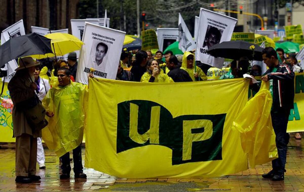 La UP fue fundada en 1985 como parte de un proceso de paz iniciado un año antes por las FARC con el Gobierno del entonces presidente colombiano Belisario Betancur. Colprensa
