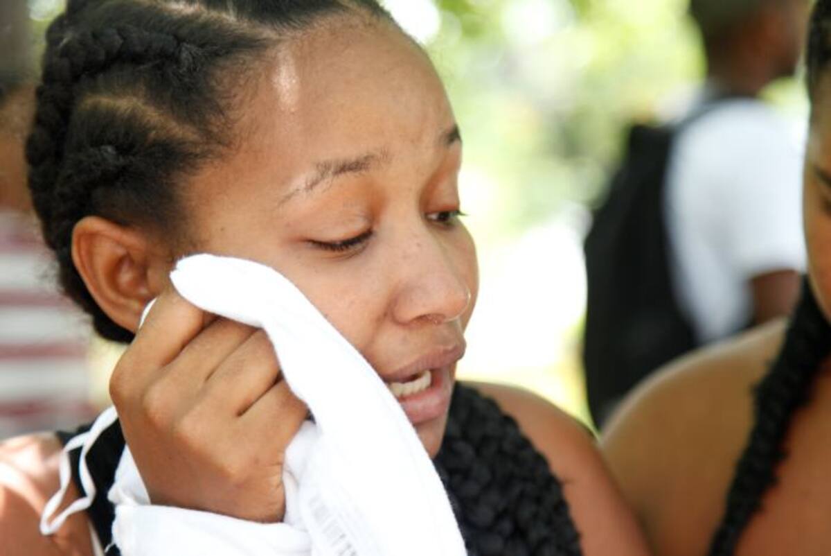 La mujer de Héctor Ramos dice que este fue agredido de muerte por varios jóvenes que lo estaban incitando a pelear, en El Pozón.
