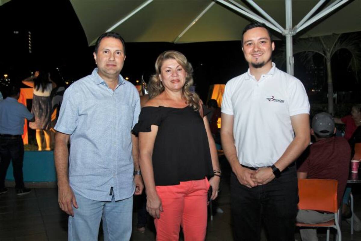 Carlos Figueroa, Yesenia Herrera y Tico Trespalacios. KAILLINE GIRALDO