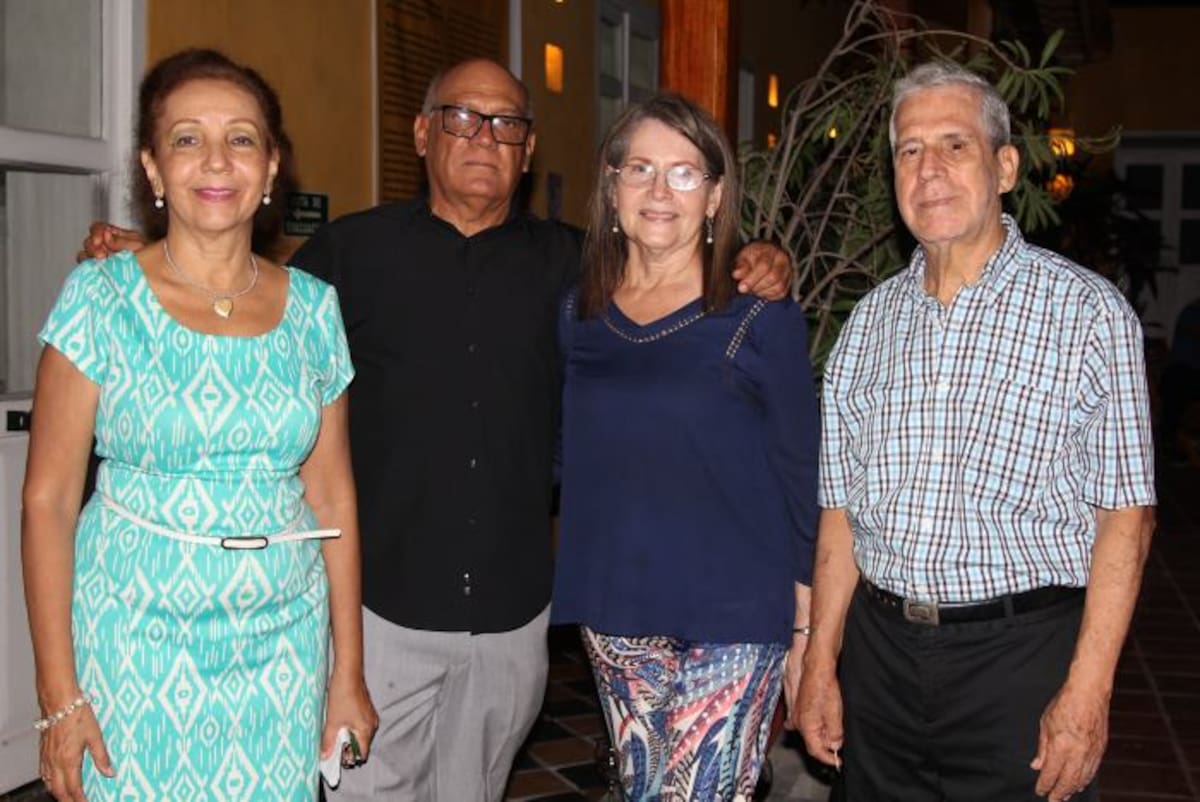 Dilcia Correa, Junio Fernández, Gloria Tapia y Jorge Camargo. KAILLINE GIRALDO