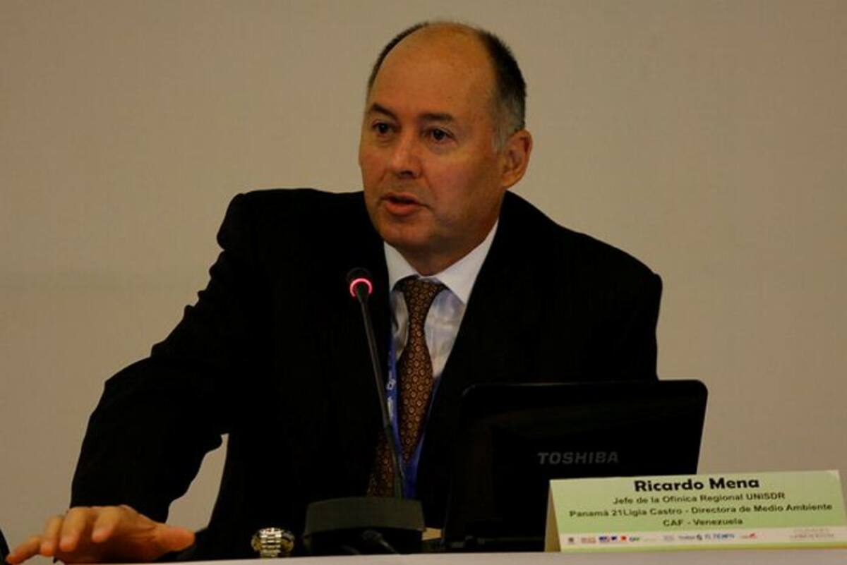 En la Cumbre de ciudades y cambio climatico que se realiza en Bogotá, intervino Ricardo Mena, Jefe de la Oficina Regional de UNISDR. COLPRENSA