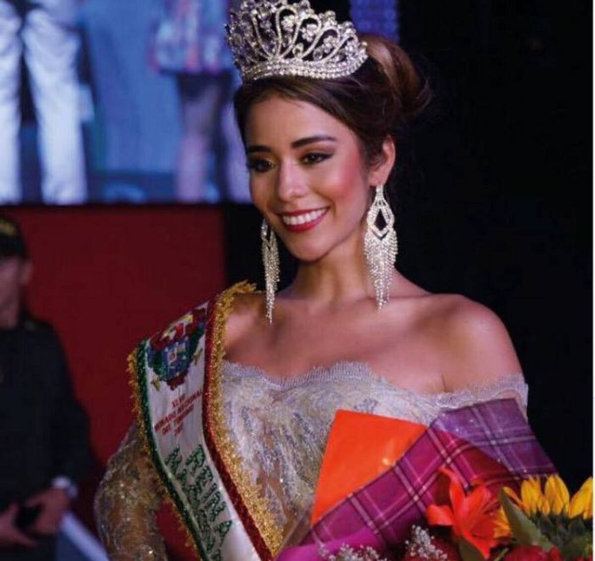 Lorena Moreno, nueva Reina Nacional del Turismo 2017. Facebook Reinado Nacional del Turismo.