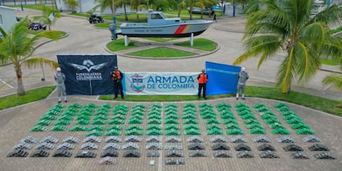 Video: Armada ubicó dos lanchas cargadas de droga y captura a 6 personas
