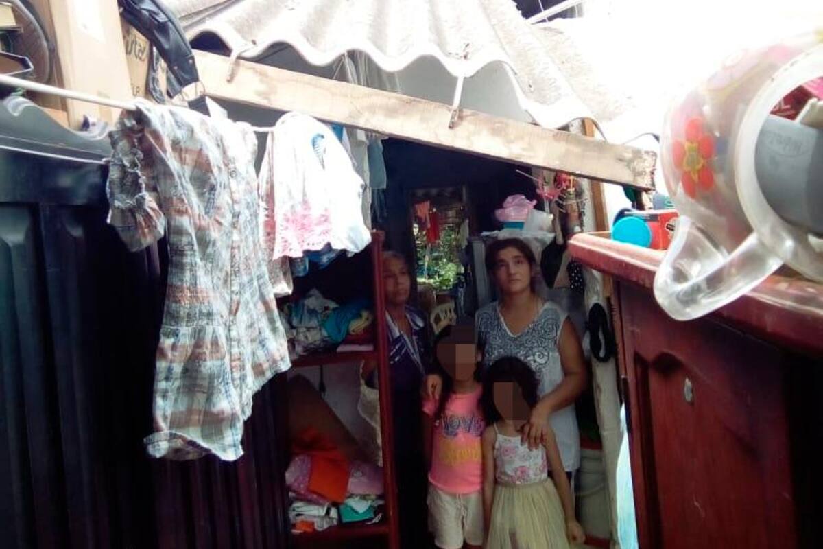 A cuatro mujeres se les cayó parte del techo en el barrio El Educador