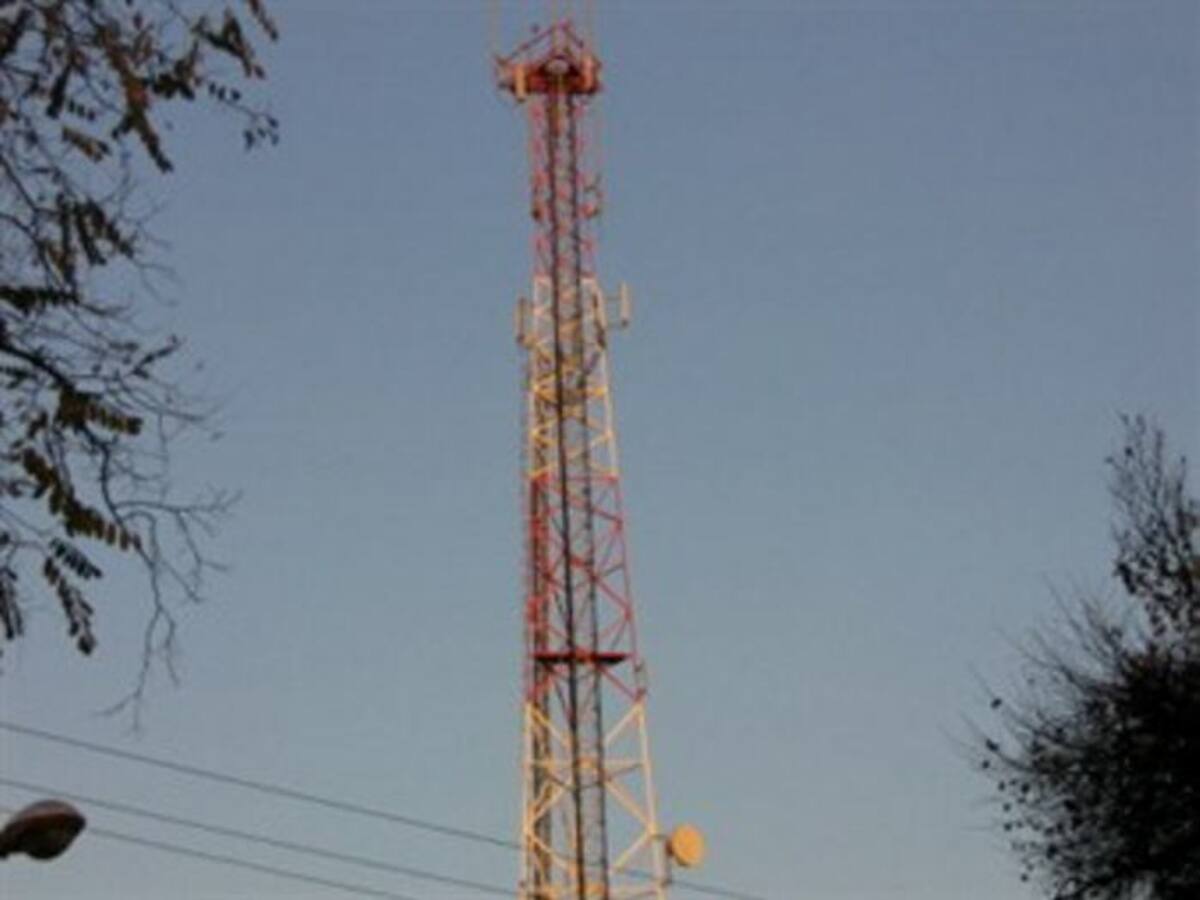 Antenas de celular. COLPRENSA