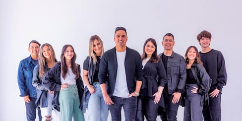 Miel San Marcos hace historia con “Evangelio”, un álbum conmemorativo