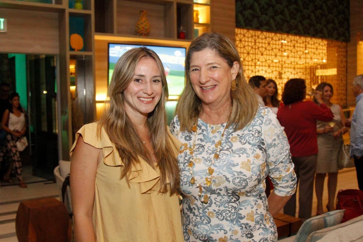 Susana García y Ana María Herrera.
