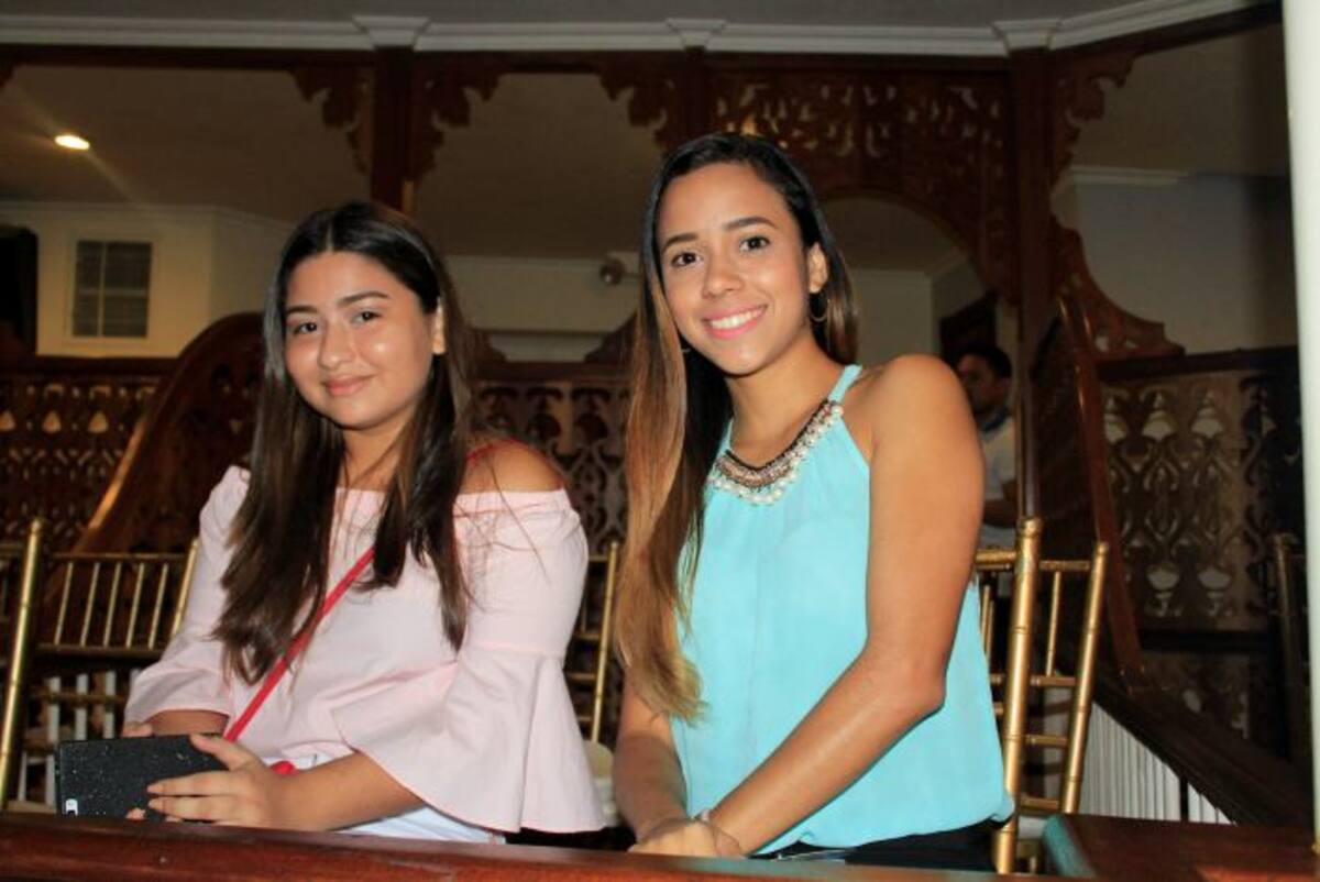 Valentina Fontalvo y Narelys Blanco. Julio Castaño-El Universal