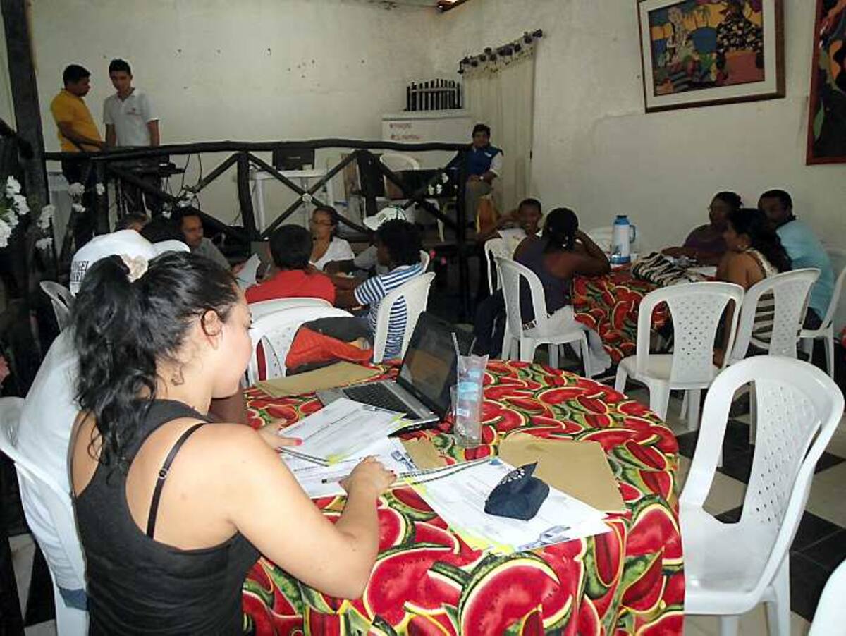 300 jóvenes de 4 municipios de El Carmen de Bolívar se benefician de la radio comunitaria. LILA LEYVA VILLARREAL, CORRESPONSAL EL UNIVERSAL